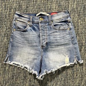 Celebrity Pink The Rebel Shorts Size 26 / 3